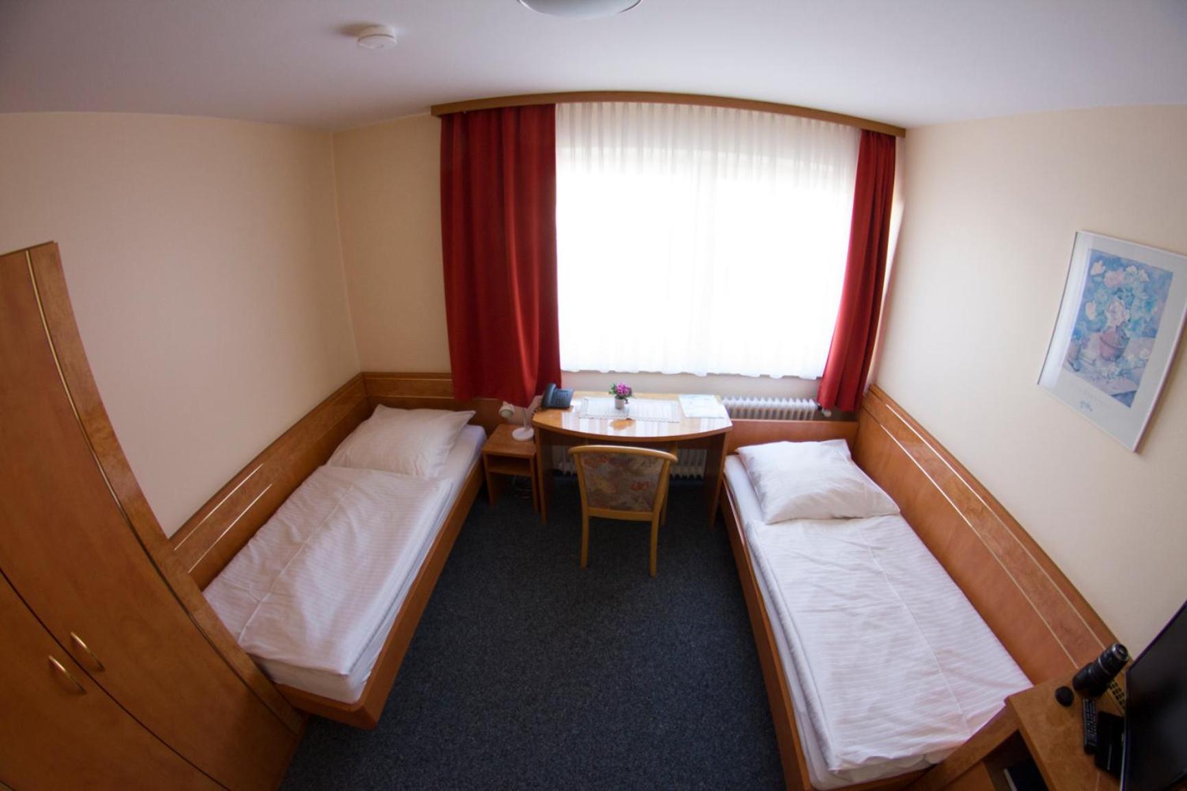 Hotel Europa Pforzheim Kültér fotó